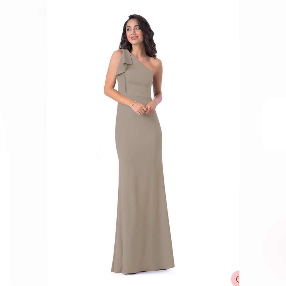AZAZIE RINNA dress in color TAUPE.